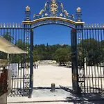 La Haute, Et Jardin Exterieur A לינה וארוחת בוקר