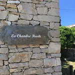 La Haute, Sa Kitchenette, Son Et Son Jardin à 4* Nîmes