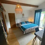 Couette-café La Haute, Sa Kitchenette, Son Et Son Jardin à 4*
