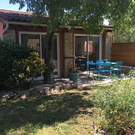 La Haute, Et Jardin Exterieur A 4* נים
