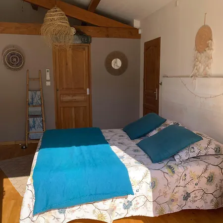 La Haute, Et Jardin Extérieur à Bed and breakfast