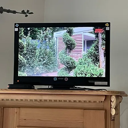 La Haute, Et Jardin Extérieur à