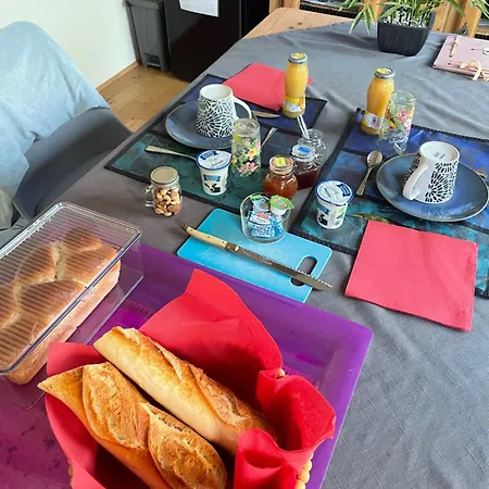 Bed & Breakfast La Haute Et Son Nimes