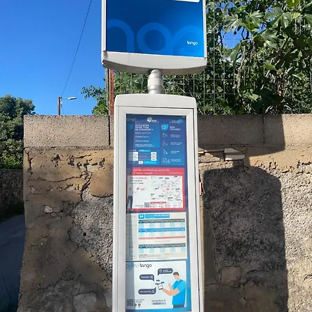 La Haute, Sa Kitchenette, Son Et Son Jardin à 4*