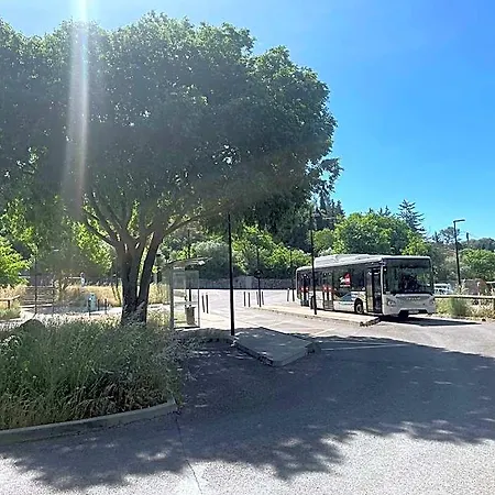 La Haute, Et Jardin Exterieur A 4* Ним