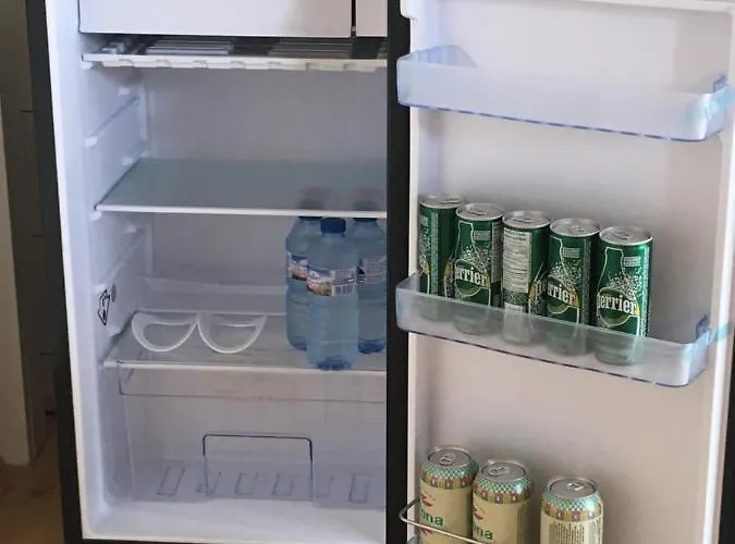 La Haute, Son Et Son Jardin A Bed & Breakfast Nimes